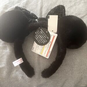 Japan Tokyo Disney,  Minnie Sequin Headband Ears Fluffy Black Winter